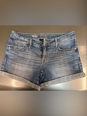 Mossimo Supply Co. Women's Blue Denim Rolled Cuff Shorts